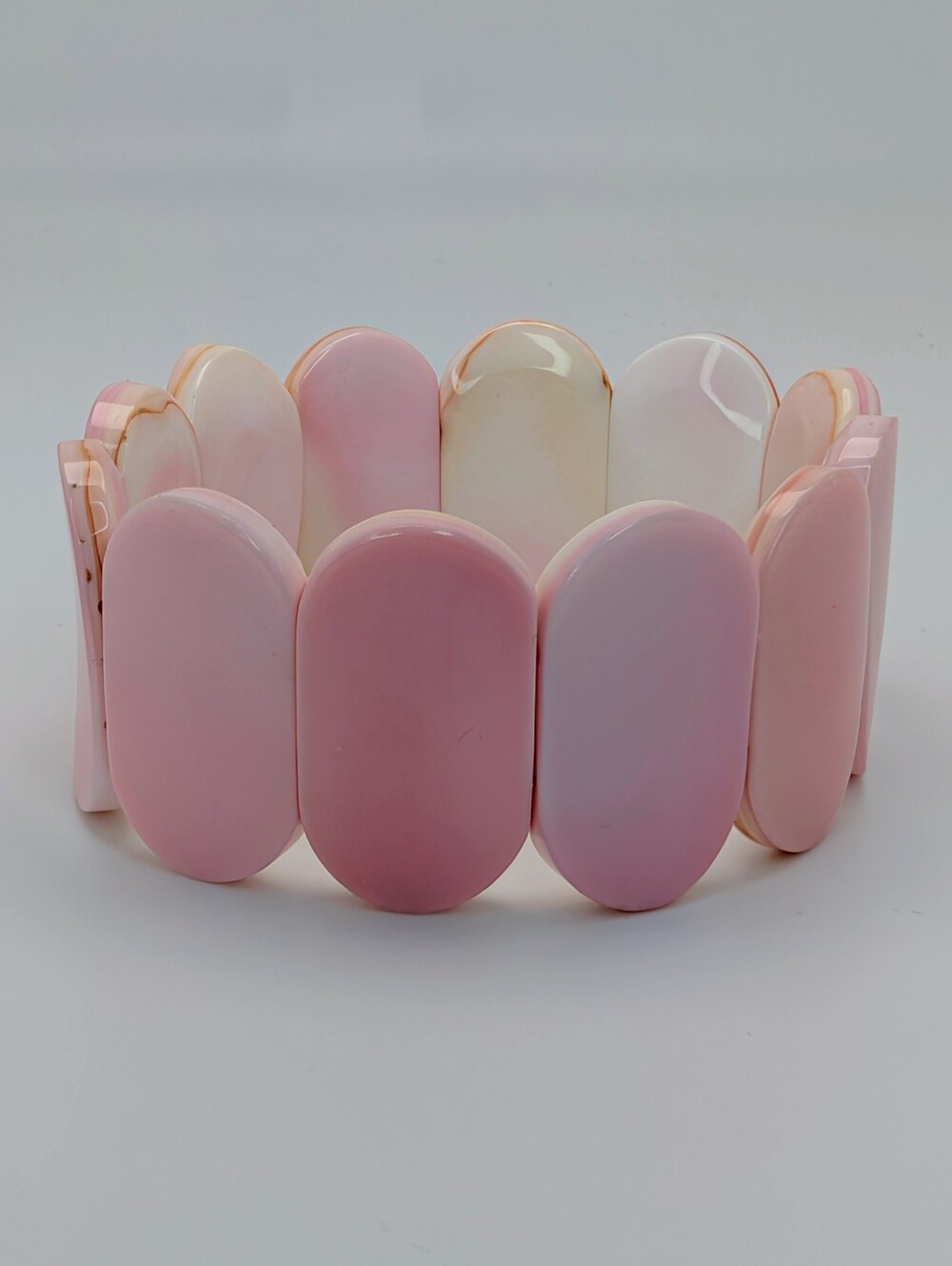 Pink Conch Stretchy Bracelet - Picture 4 of 4